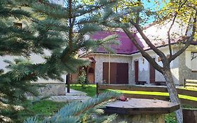 Usadba Okhotnichiy Dvor